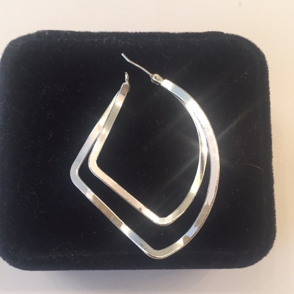 New Sterling Silver Hoop Pierced Earrings - Picture 2 of 7